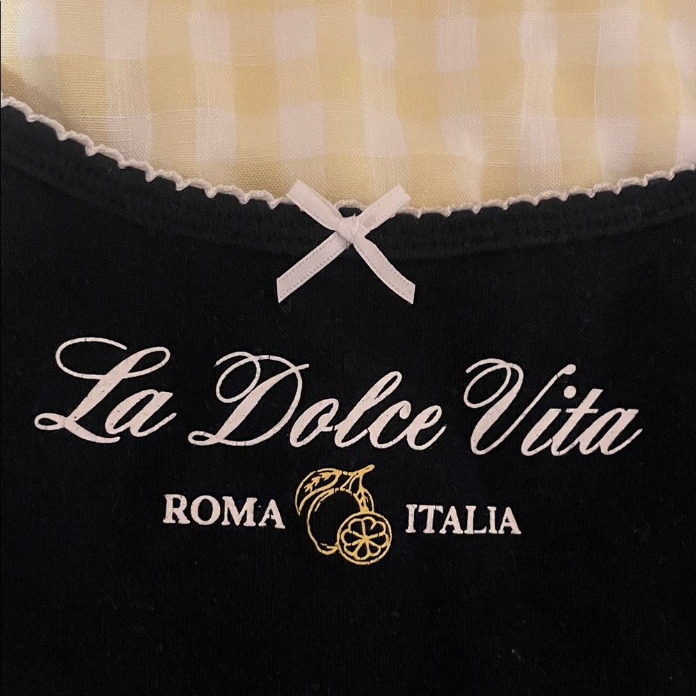 Navy Garage Dolce Vita Black Camisole with White Trim🍋 - Picture 2 of 3